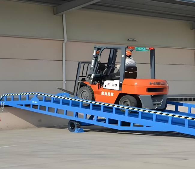吴中移动式卸货平台（叉车用）